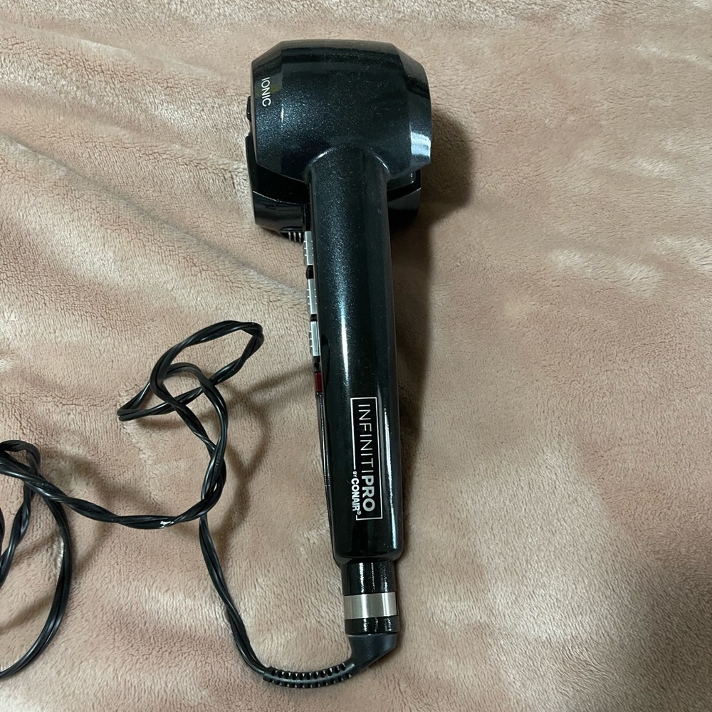Infiniti Pro by Conair curler